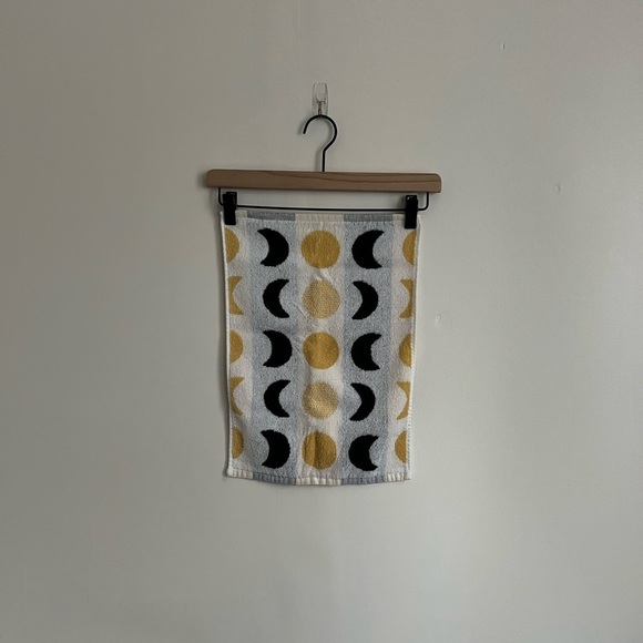 Deborah Connolly Yellow & Black Moon Print Washcloths - Picture 1 of 4